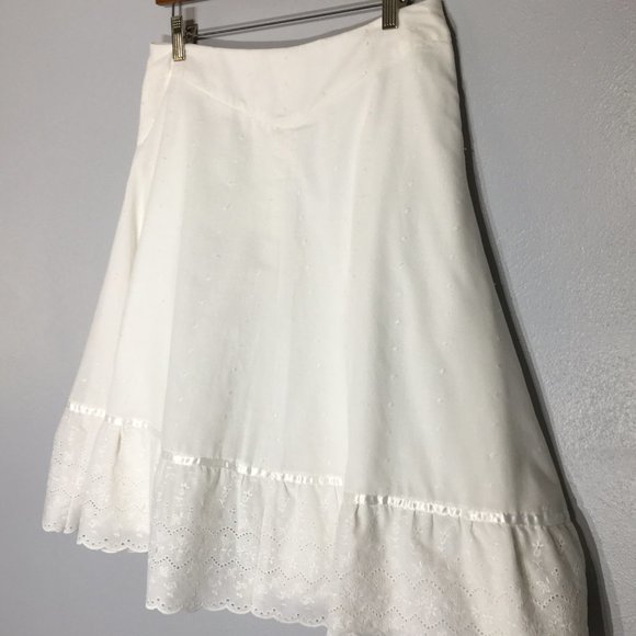 White Circle Mini Skirt Swiss Dot Eyelet Kawaii Lolita Swing Twirly Feminine - Picture 7 of 11